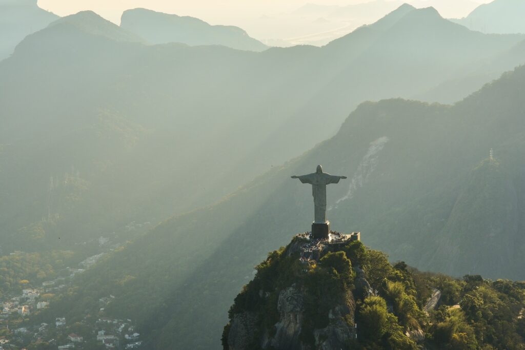 imagen eSIM internacional con datos ilimitados para Brasil